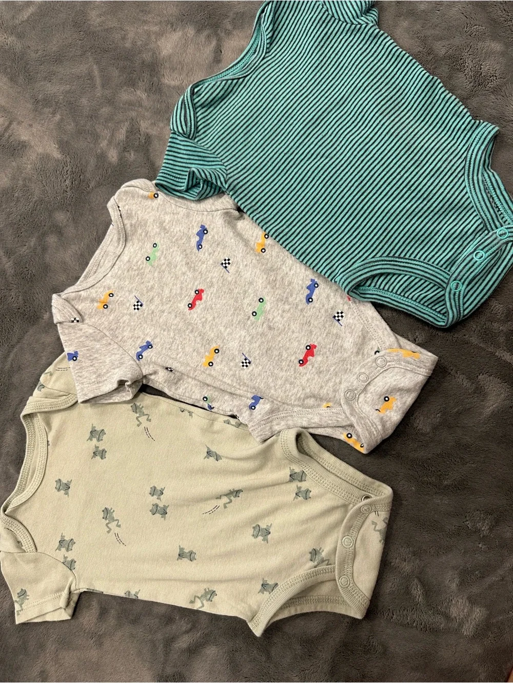 Unbranded Kids Short-Sleeve Bodysuit Trio - Green, Gray, Teal